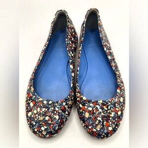 Tory Burch Multicolor Patterned Flats, Estimated Size:8 with a small‎ foot.